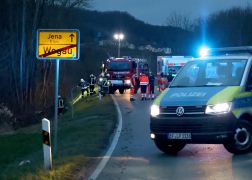 Unfall In Jena Autofahrer Ueberschlaegt Sich 12